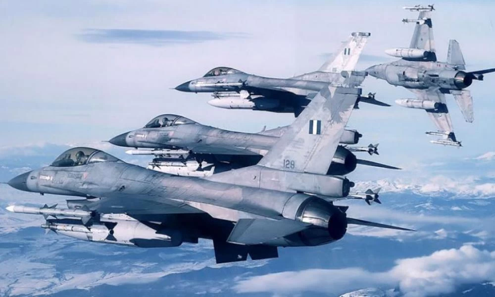 Πέταξε για τις ΗΠΑ το πρώτο ελληνικό F-16 Viper